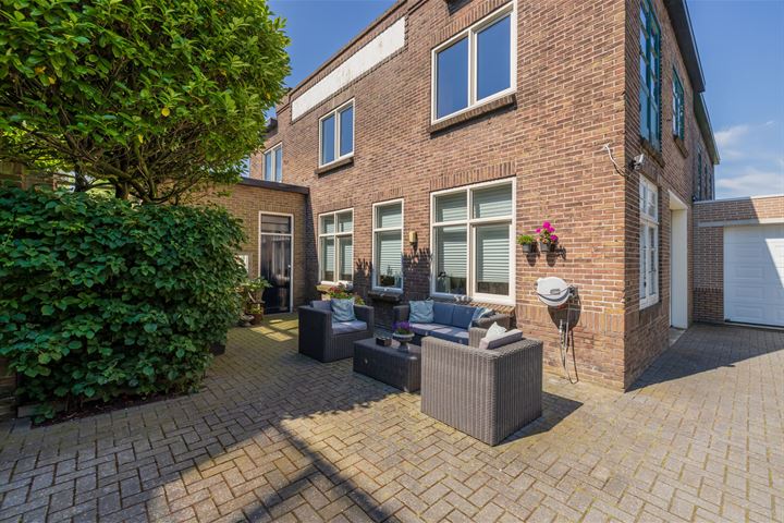 View photo 49 of Haarlemmerstraat 11