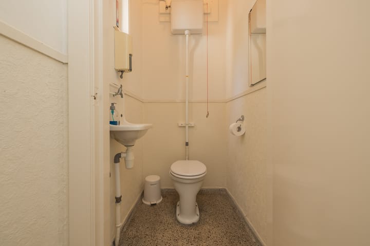 Photo 54 of Haarlemmerstraat 11