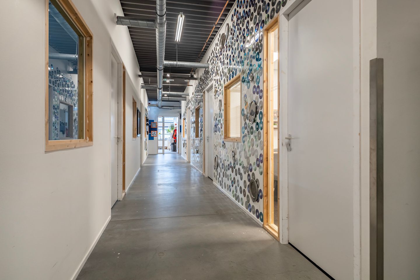 Bekijk foto 5 van Voltastraat 11