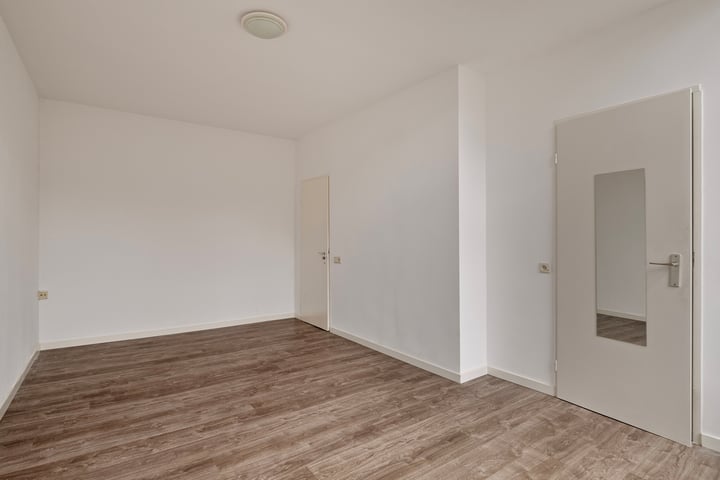 Bekijk foto 10 van Zwart Janstraat 145-B01