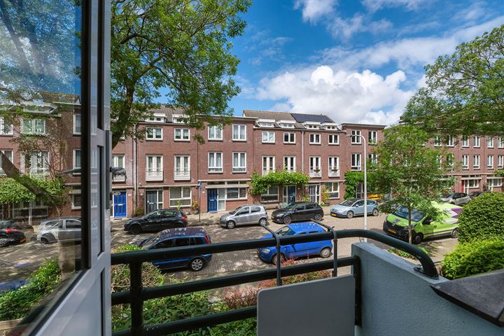 Bekijk foto 40 van Van der Duynstraat 182