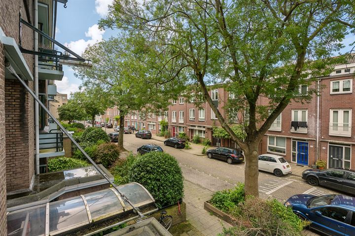 Bekijk foto 41 van Van der Duynstraat 182