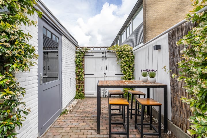 Bekijk foto 48 van Amethiststraat 6