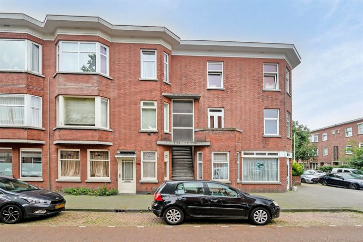 Bekijk foto 2 van Lunterenstraat 182