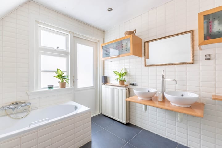 Photo 19 of Burgemeester Goeman Borgesiusstraat 5