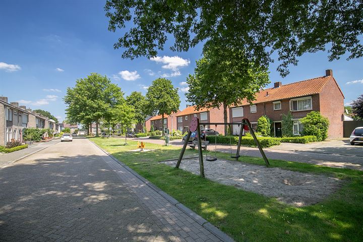 Bekijk foto 38 van Sint Janstraat 60