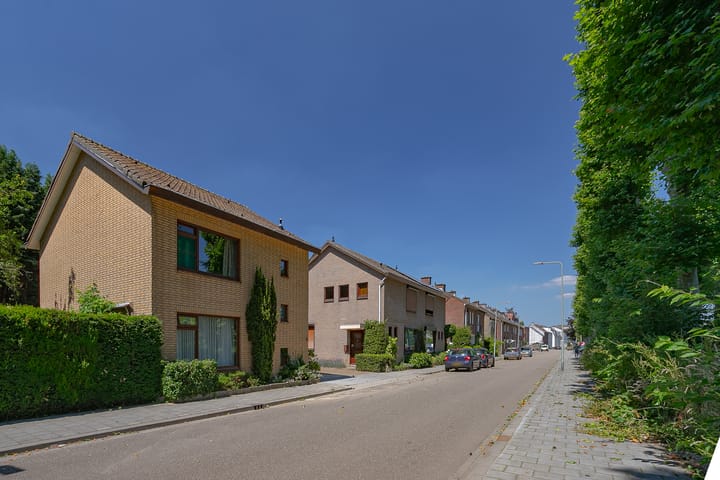 Photo 18 of Stationstraat 5