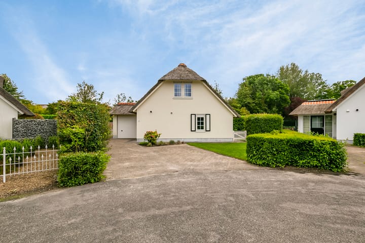 Photo 9 of Strandlaan 32