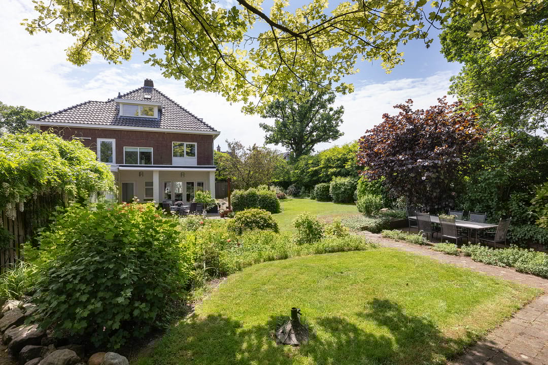 Photo 2 of Almeloseweg 40