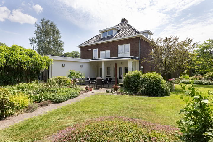 Photo 33 of Almeloseweg 40