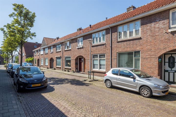 Bekijk foto 39 van Pastoor Vinkesteynstraat 64