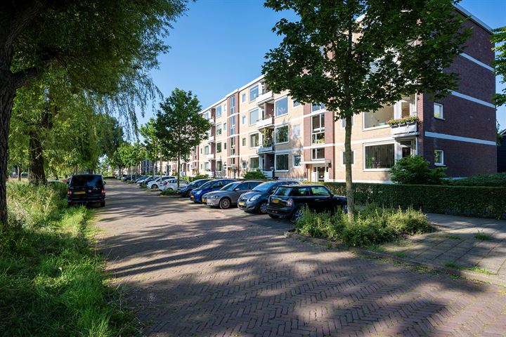 View photo 15 of Marnixstraat 73