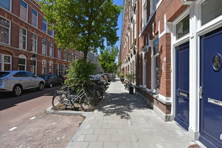 View photo 43 of Obrechtstraat 215