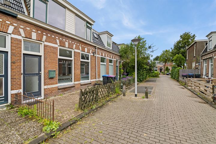 Bekijk foto 9 van Huizumerstraat 6