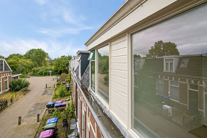 Bekijk foto 41 van Huizumerstraat 6