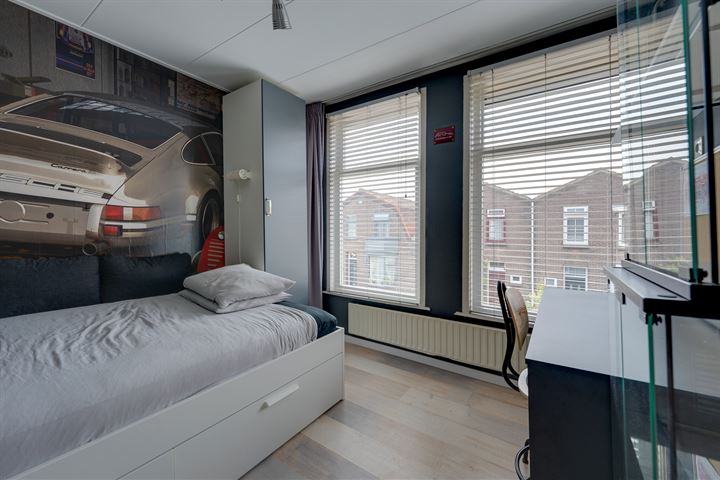 Bekijk foto 30 van Bleekersstraat 23