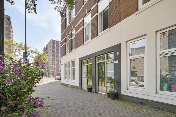 Bekijk foto 1 van Atjehstraat 4-C