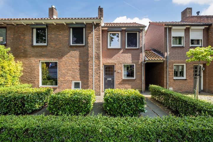 Bekijk foto 1 van Nerhovensestraat 34