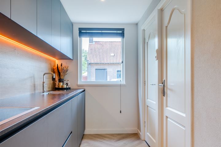 Bekijk foto 17 van Nerhovensestraat 34