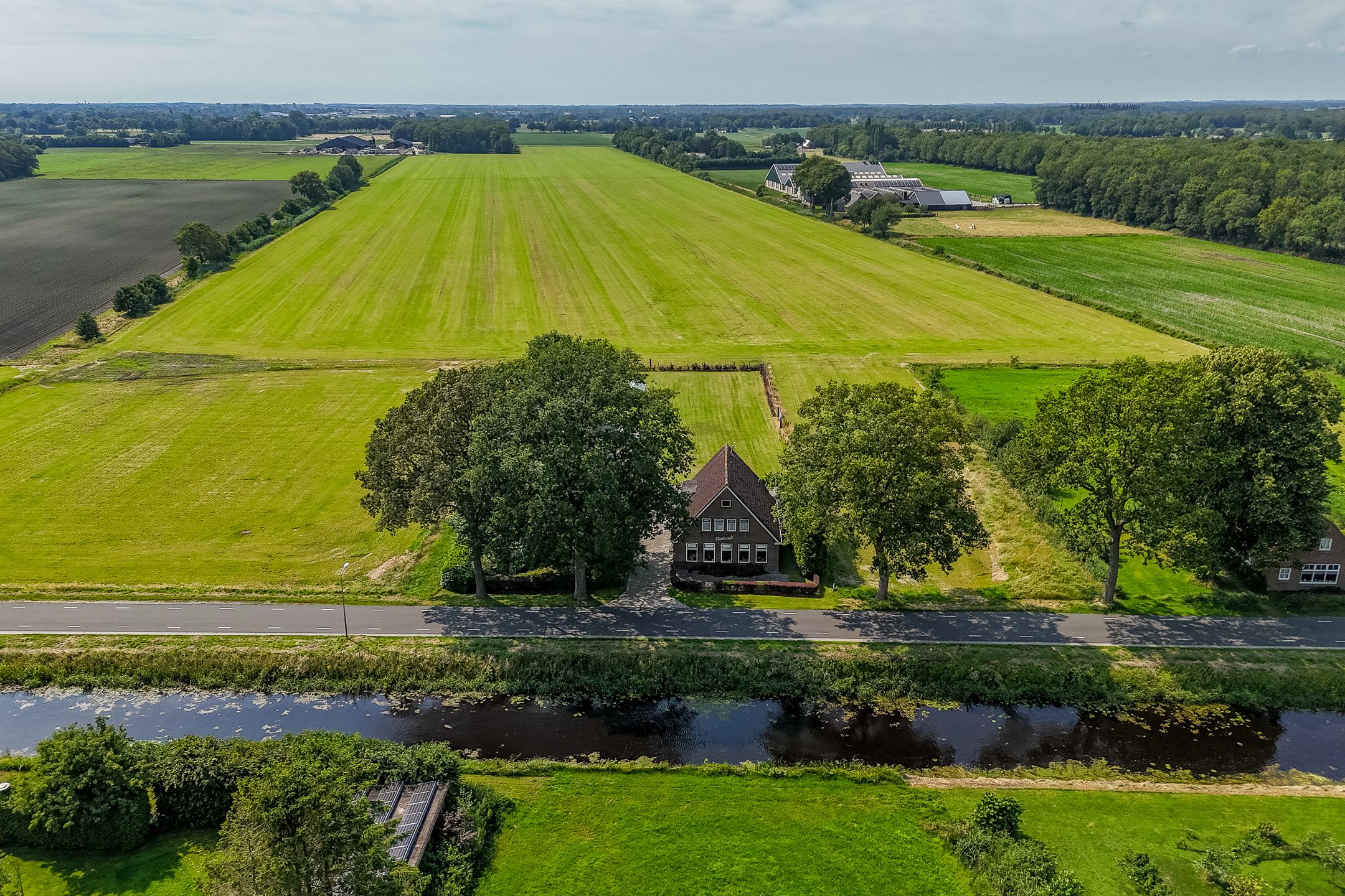 Foto 6 van Middenraai 55