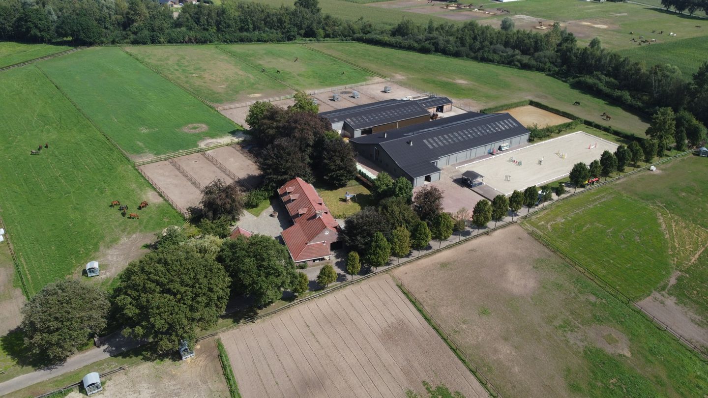 View photo 5 of Eikesstraat 43-en 43a