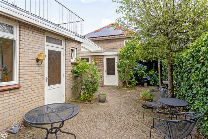 Bekijk foto 41 van Aleidastraat 22