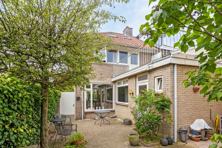 Bekijk foto 44 van Aleidastraat 22