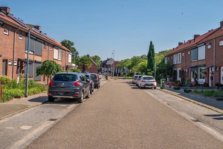 Bekijk foto 22 van Holtmühlestraat 52