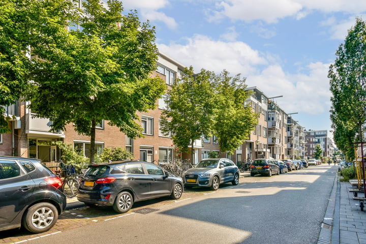 Bekijk foto 31 van Wagenaarstraat 321