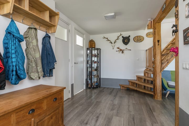 Photo 15 of Bantswei 9