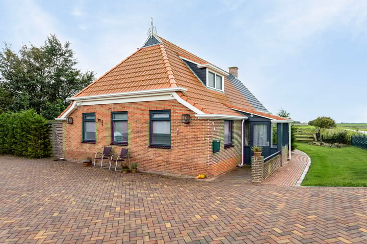 Photo 37 of Bantswei 9