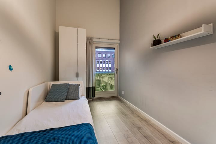 Foto 20 van Spoorbrughof 22