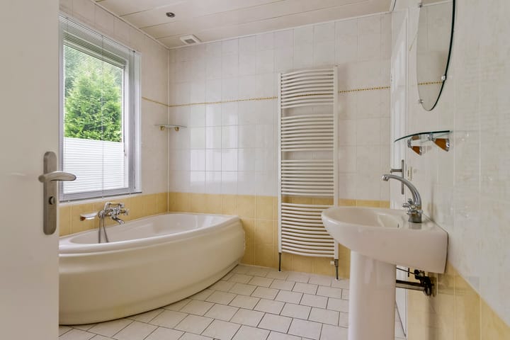 Foto 16 van Achterstraat 18