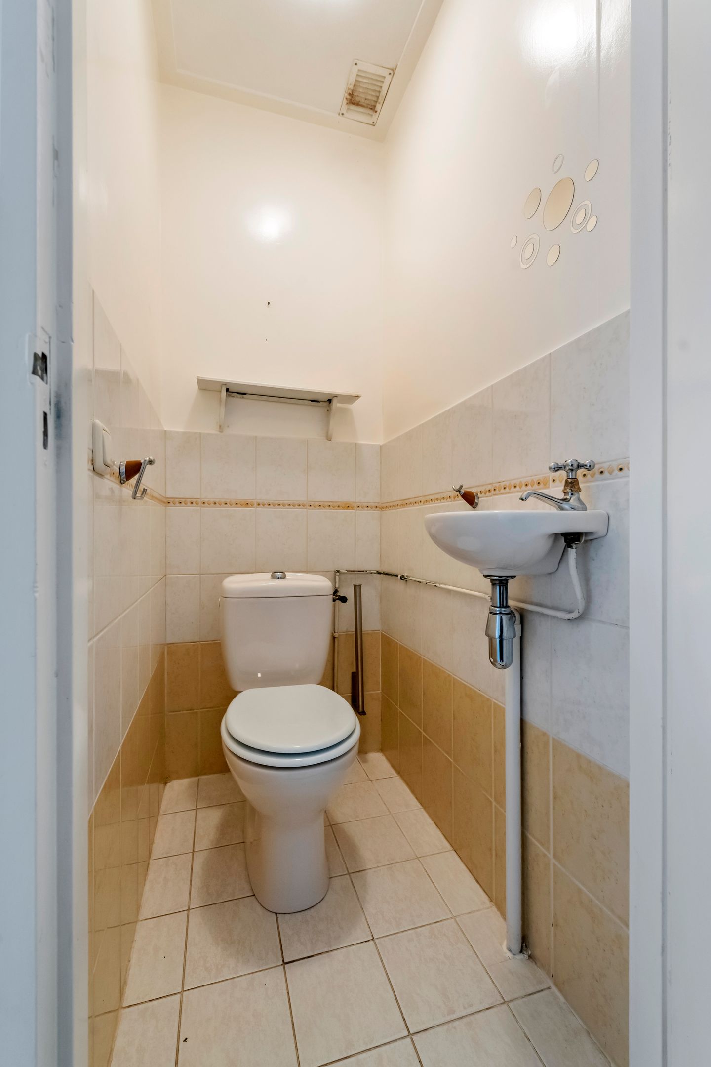 Photo 19 of Achterstraat 18