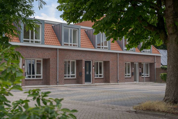 Bekijk foto 30 van Billitonstraat 15