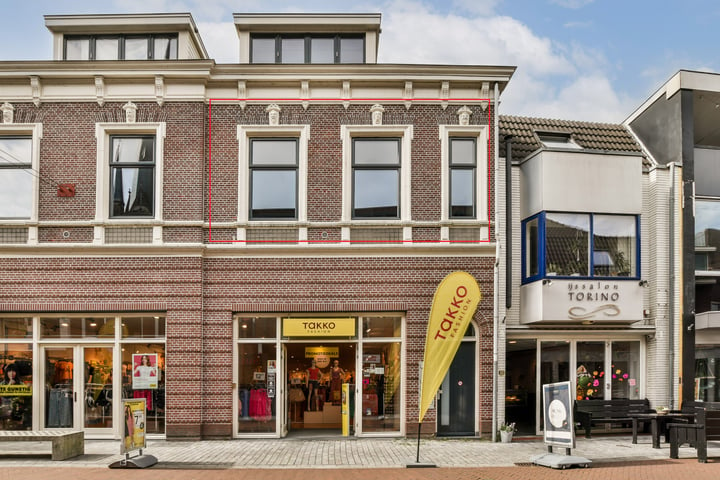 Bekijk foto 1 van Voorstraat 91-A