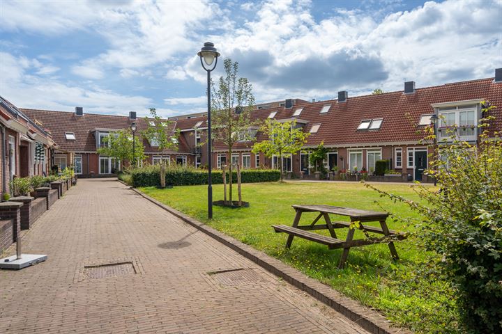 Bekijk foto 39 van Het Roombeekhofje 36