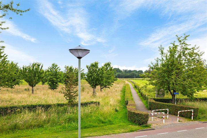 Bekijk foto 37 van J.S. Bachstraat 38