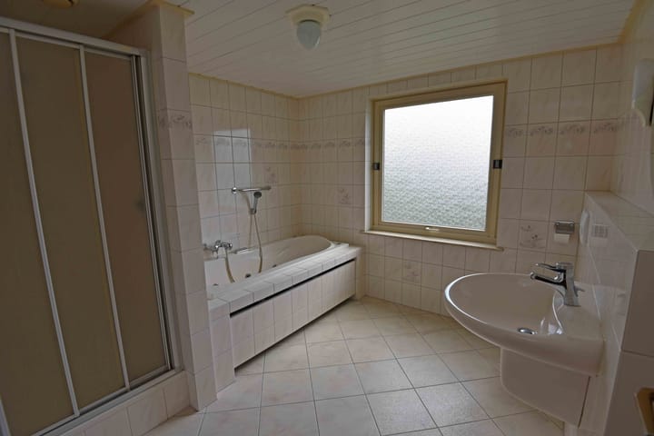 Foto 40 van Tongerenseweg 76