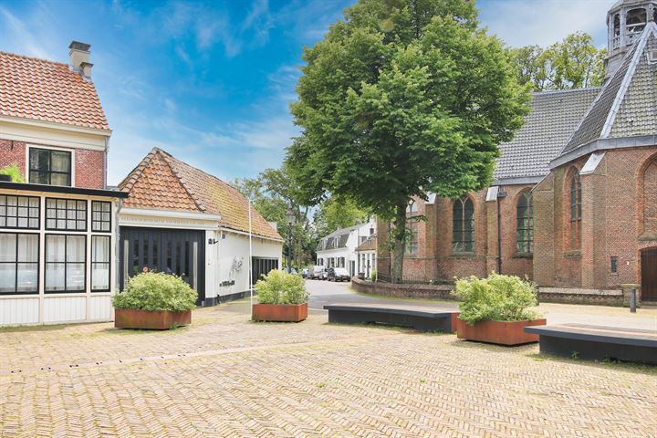 Bekijk foto 41 van Soendastraat 16