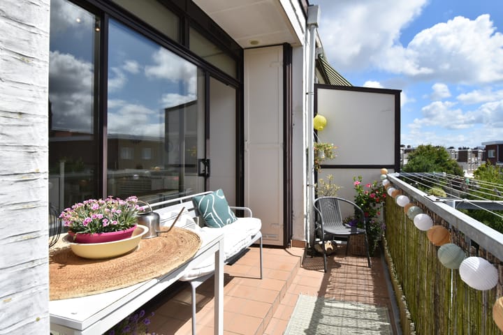 Foto 10 van Irisplein 34