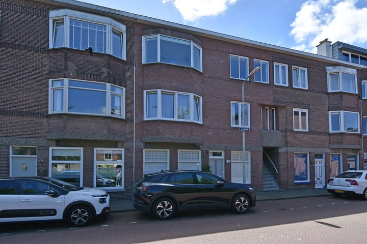 Foto 40 van Irisplein 34