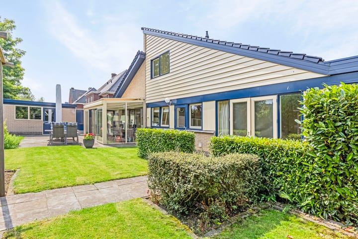 Foto 43 van Bornsestraat 174