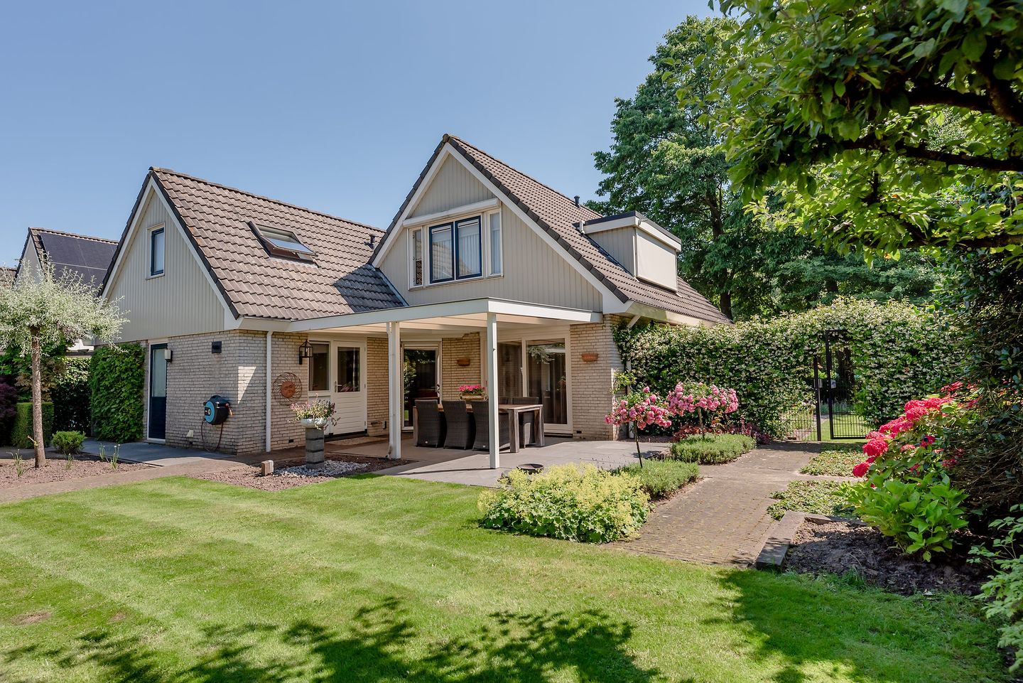 Foto 1 van Stiepel 6