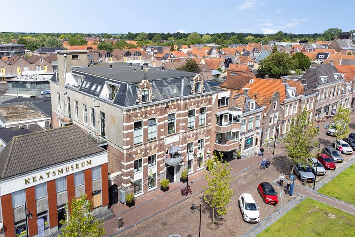 Bekijk foto 32 van Voorstraat 74-F