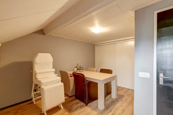 Foto 35 van Langevenseweg 4