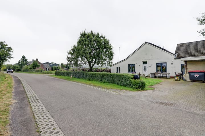 Foto 7 van Langevenseweg 4