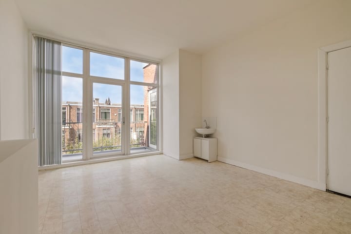 Foto 15 van Valkenboskade 374