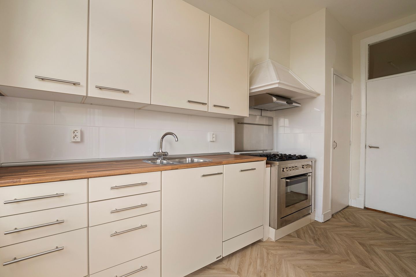 Foto 19 van Valkenboskade 374