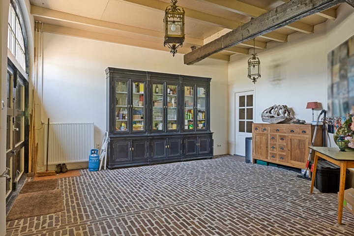 Photo 47 of Hoogveldsestraat 15